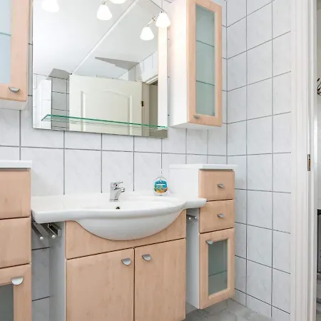 Cxciv Holiday home